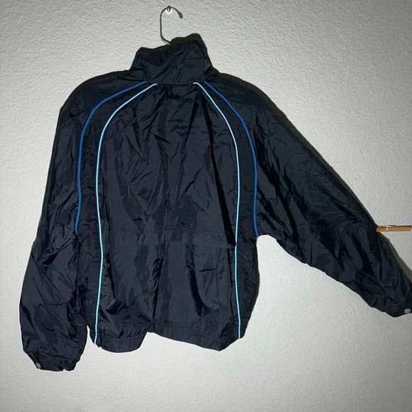 Womens Nike Retro Windbreaker - Picture 7 of 8